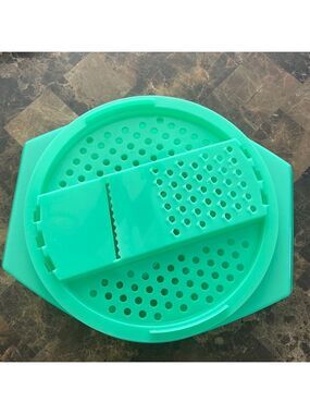 Tupperware Grater Bowl❤️‍🔥❤️‍🔥